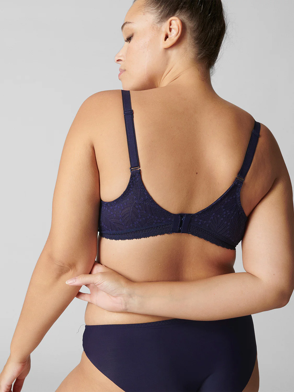 3D plunge bra - Midnight - Image 10