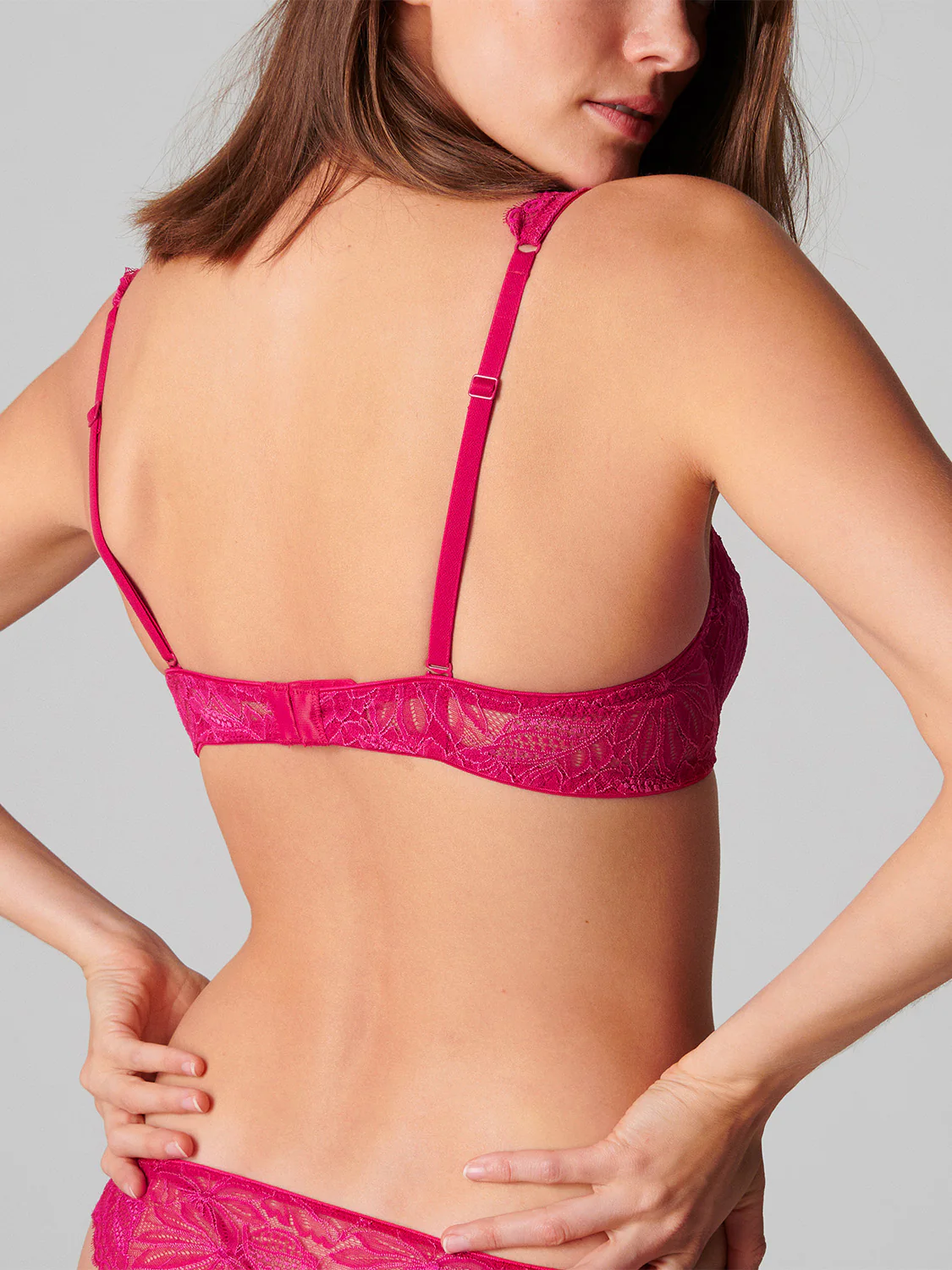 Half cup bra - Raspberry - Image 2