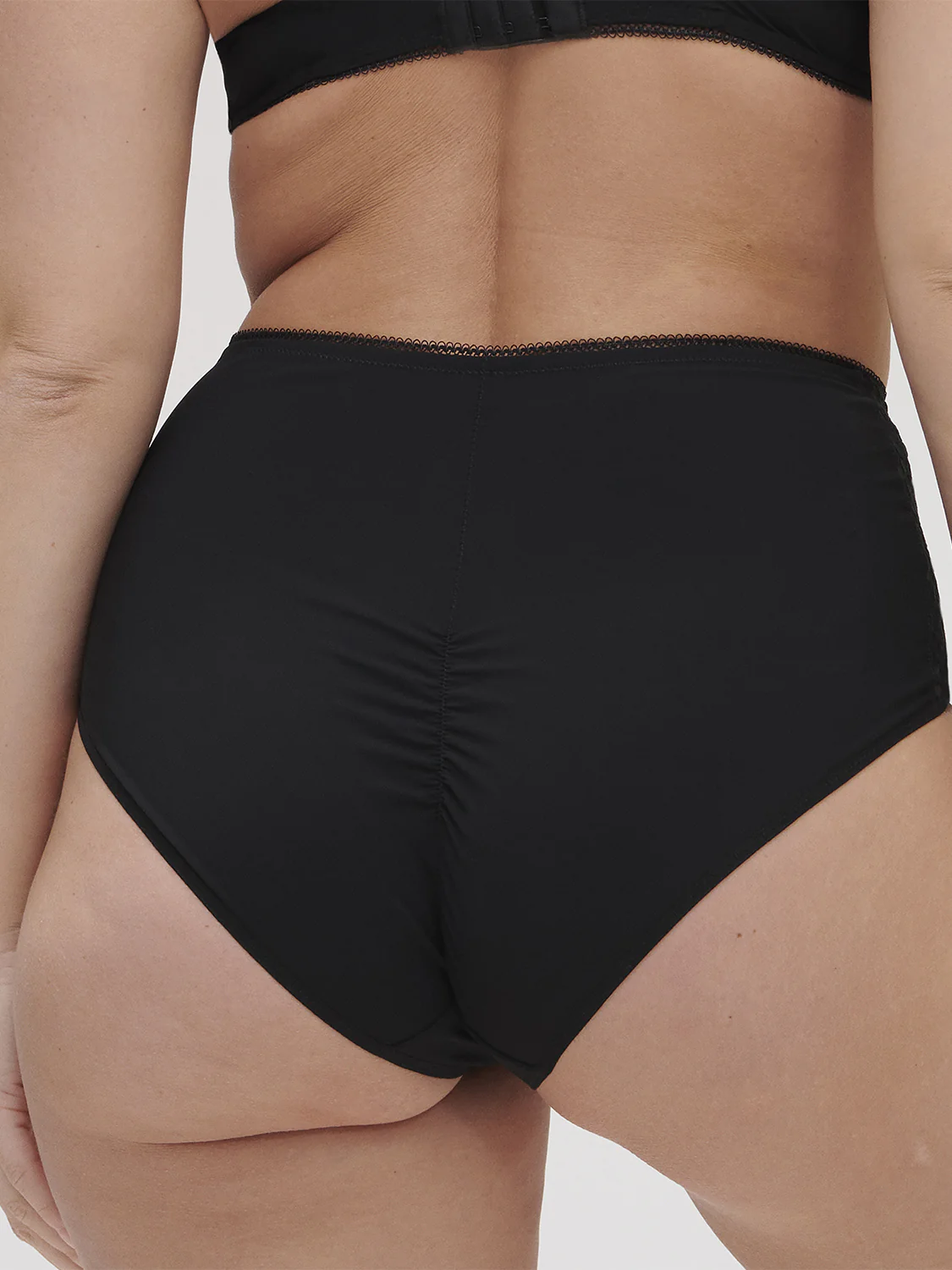 High-waist brief - Black - Image 4