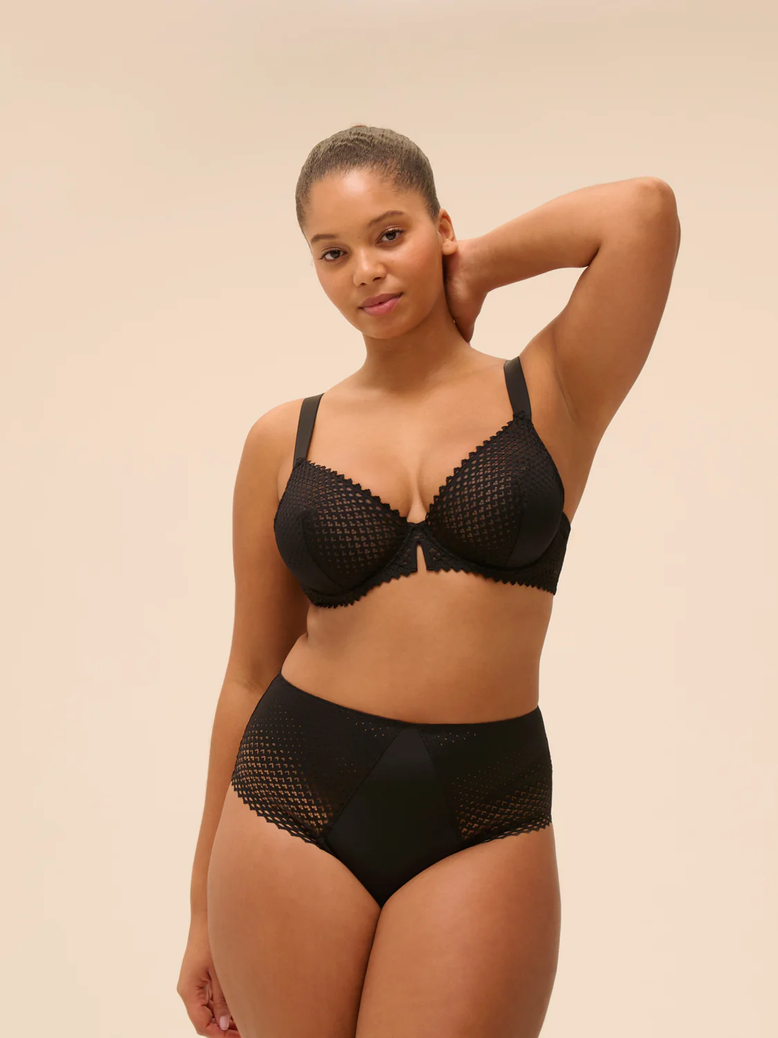 High-waist brief - Black - Image 10