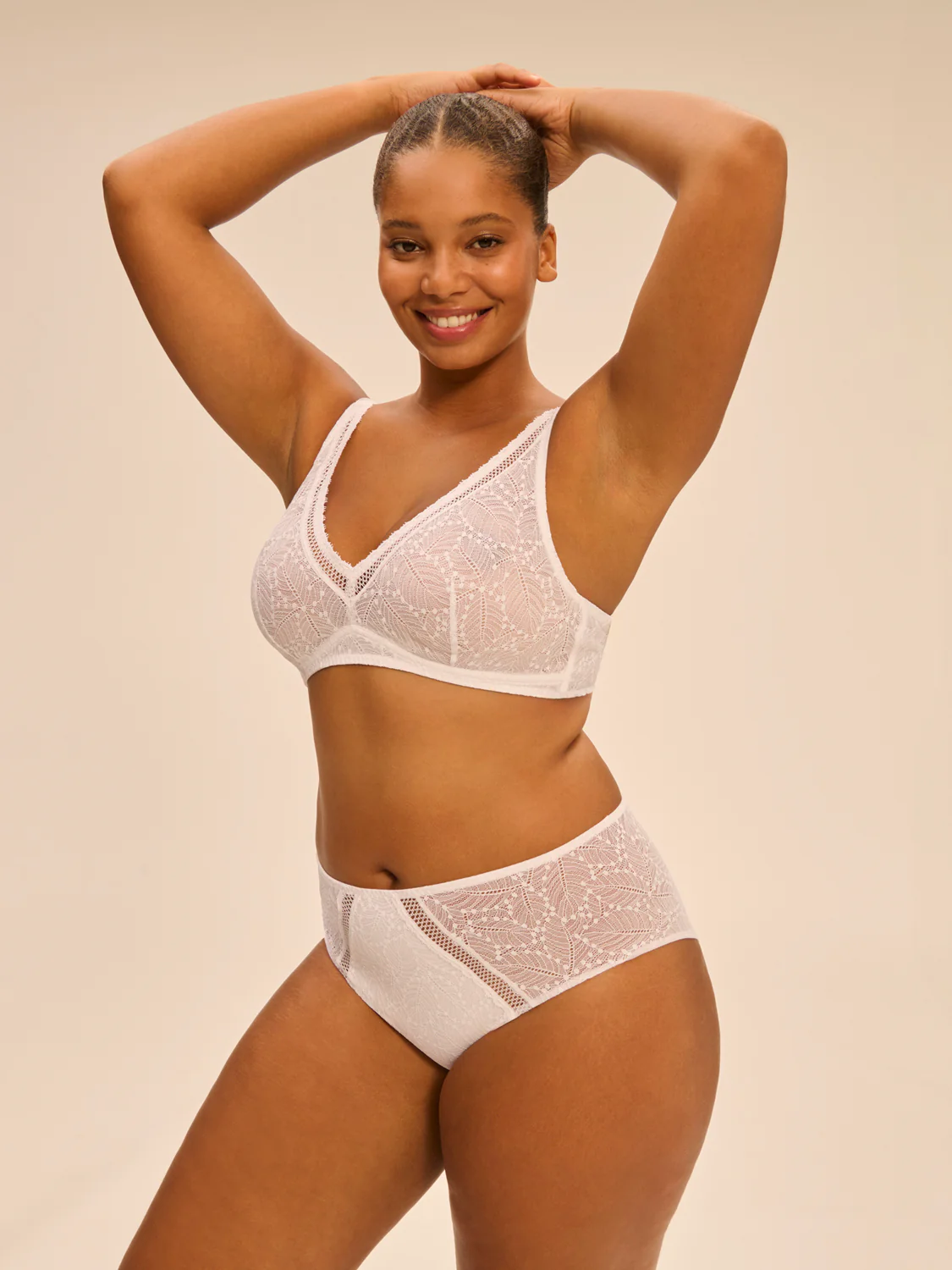 High-waist brief - White - Image 8