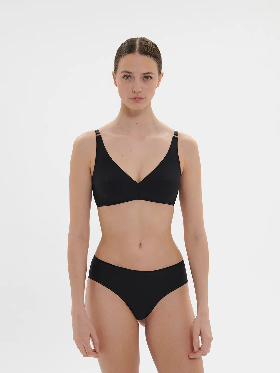 Indented shorty - Black - Image 3
