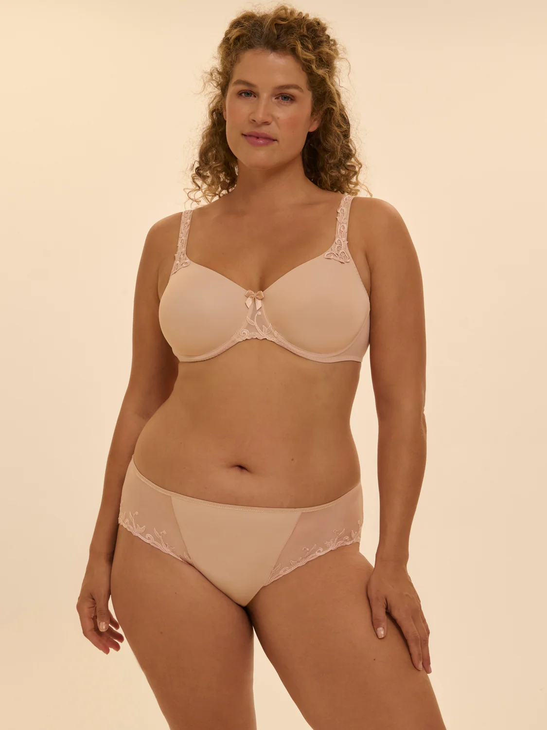 Rigid moulded bra - Peau rosée - Image 6