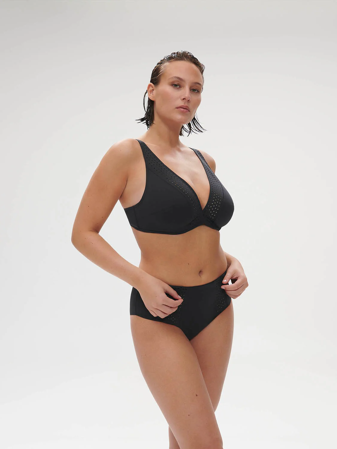Wireless support bikini triangle - Black - Image 9